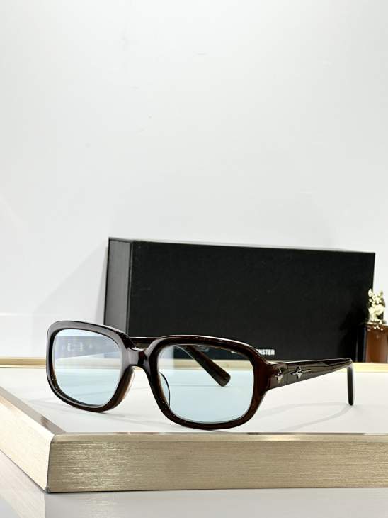 Picture of Gentle Monster Sunglasses _SKUfw73238833fw